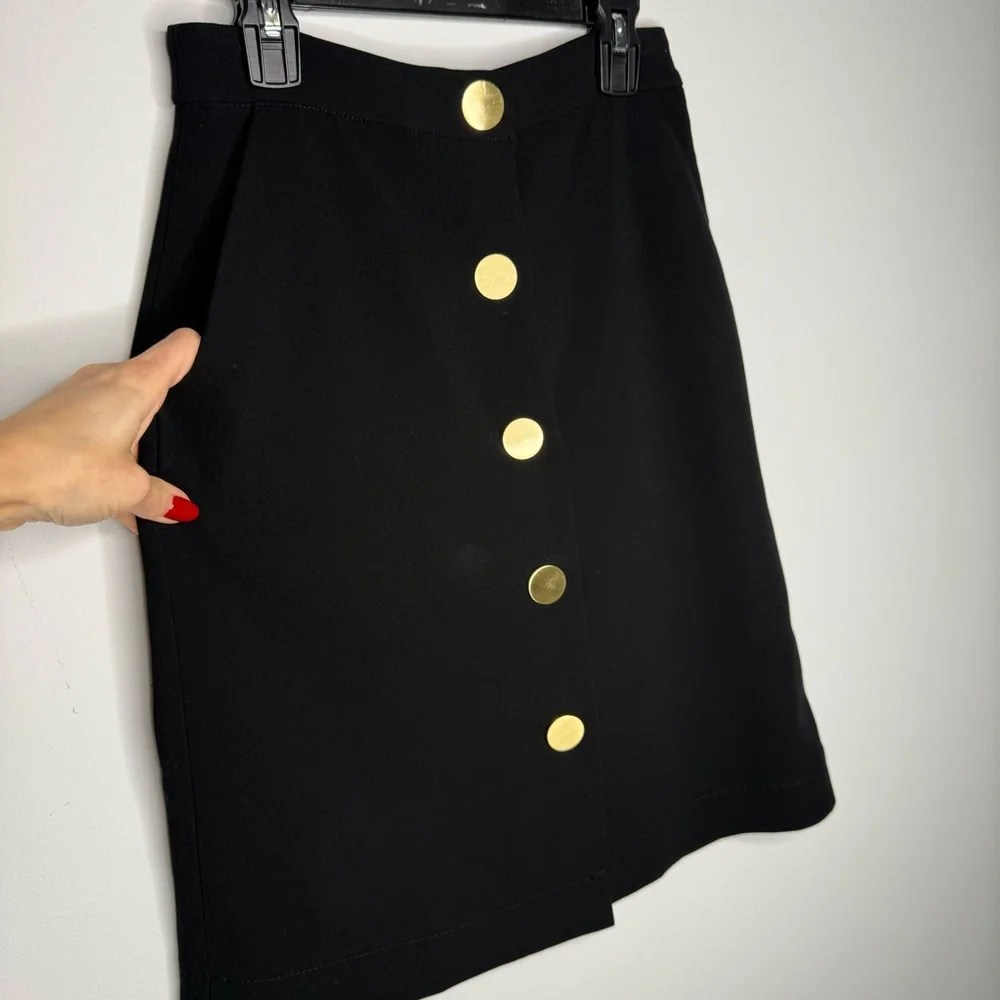 J20 Diane von Furstenberg Skirt‎ Black Gold Button